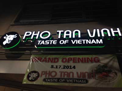 Pho Tan Vinh Sign