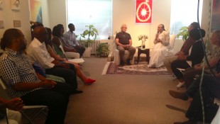 Arun Gandhi and Sister Jenna lead a discussion at the Mediation Museum.