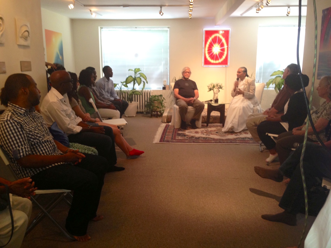 Arun Gandhi and Sister Jenna lead a discussion at the Mediation Museum.